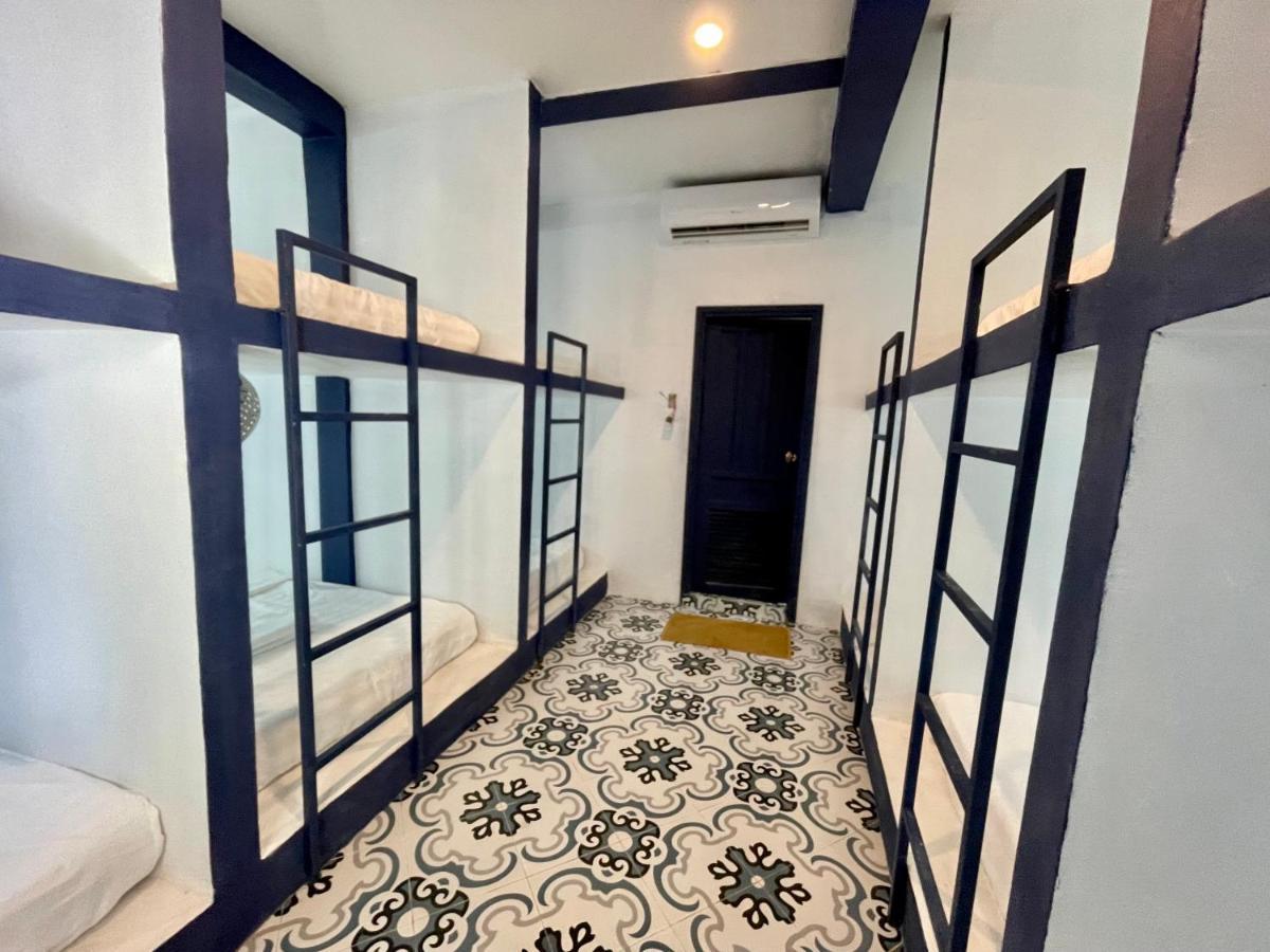 The Jam Hostel Luang Prabang Exterior photo