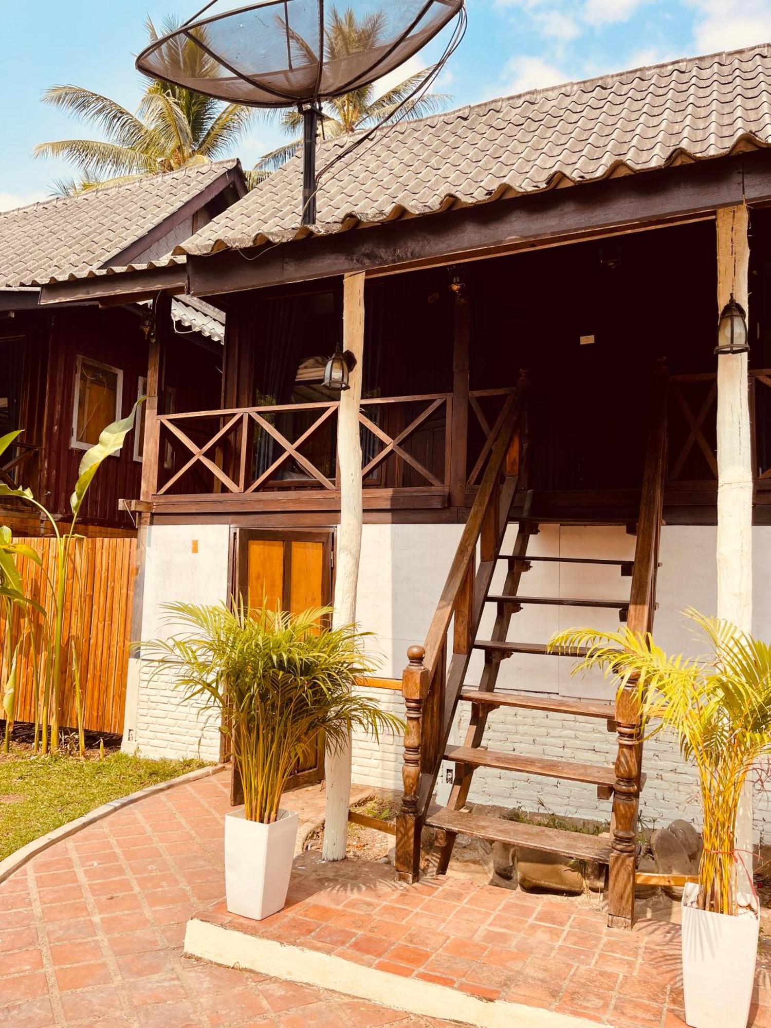 The Jam Hostel Luang Prabang Exterior photo