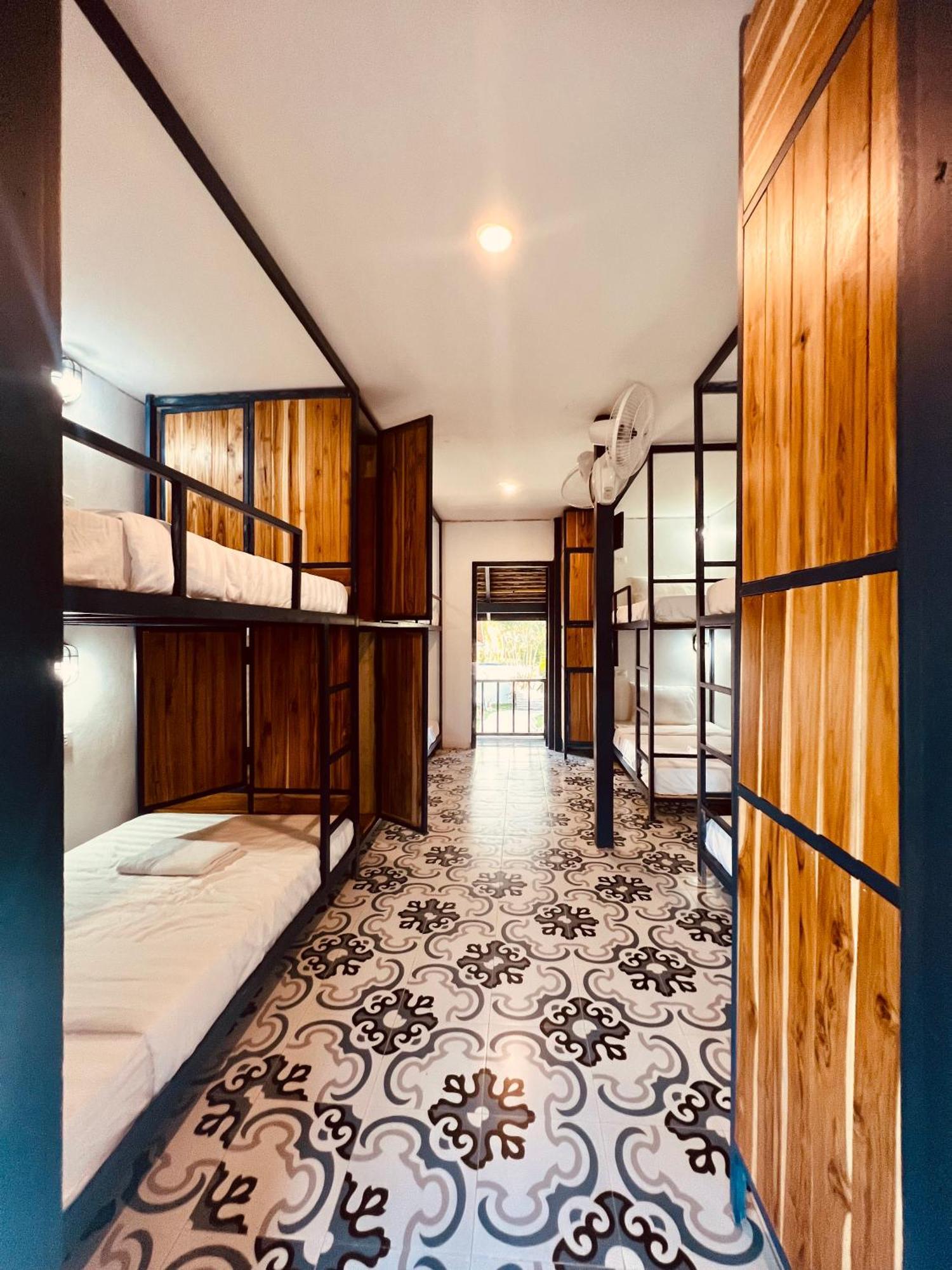 The Jam Hostel Luang Prabang Exterior photo
